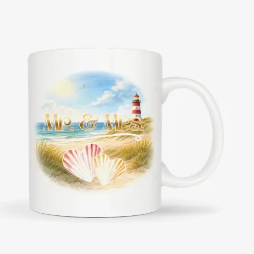 Mok met afbeelding van strand en vuurtoren met de tekst: Mr. & Mrs.
