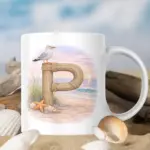 Mok met letter P | strand thema | standaard oor