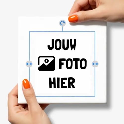 Voorbeeld van een tegeltje dat je zelf kan ontwerpen met eigen foto