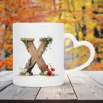 Mok letter X met hartvormig oor in bosthema